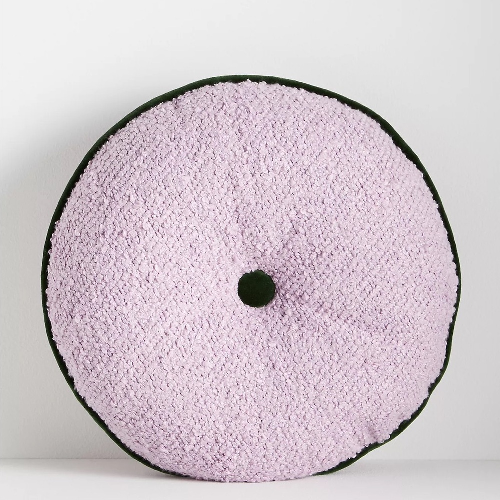 Anthropologie ALINA BOUCLÉ ROUND CUSHION Style No.  4545930900061 LAVEND…